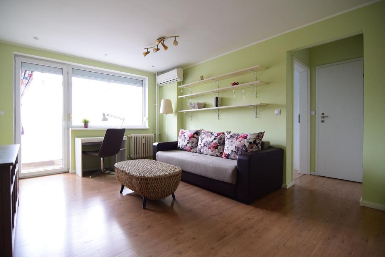Resedinta Lui Calin - Best Choice Apartment Bukares Bagian luar foto