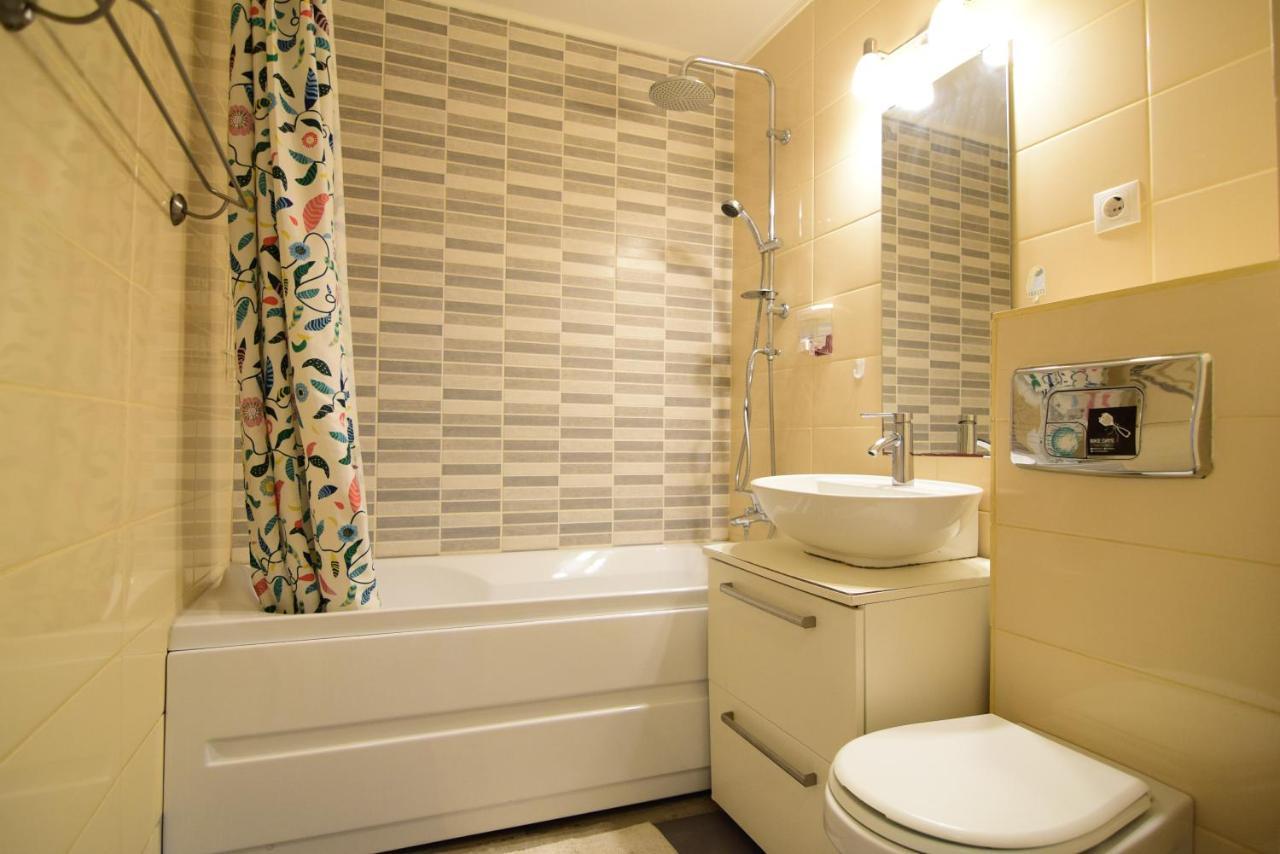 Resedinta Lui Calin - Best Choice Apartment Bukares Bagian luar foto
