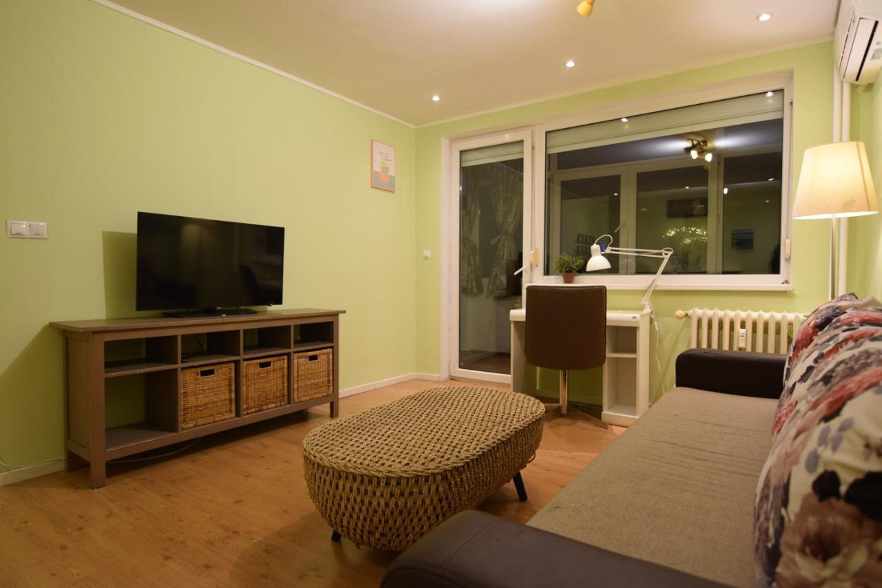 Resedinta Lui Calin - Best Choice Apartment Bukares Bagian luar foto